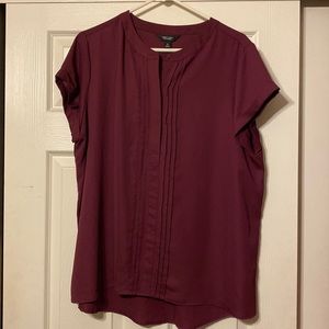 Simply Vera Wang work blouse